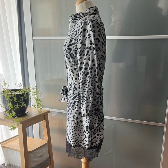 Long Sleeve Silk Snow Leopard Print Dress with Buttoned Top & Eyelash Lace Trim - Picture 2 of 13